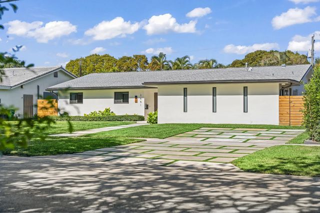 5 of 48 - 2451 Ne 199th Street, Miami, FL