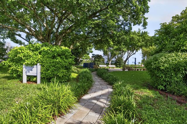 2 of 25 - 2079 Cambridge D #2079, Deerfield Beach, FL
