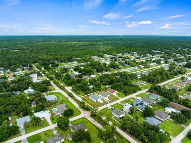 4 of 42 - 8115 104th Avenue, Vero Beach, FL