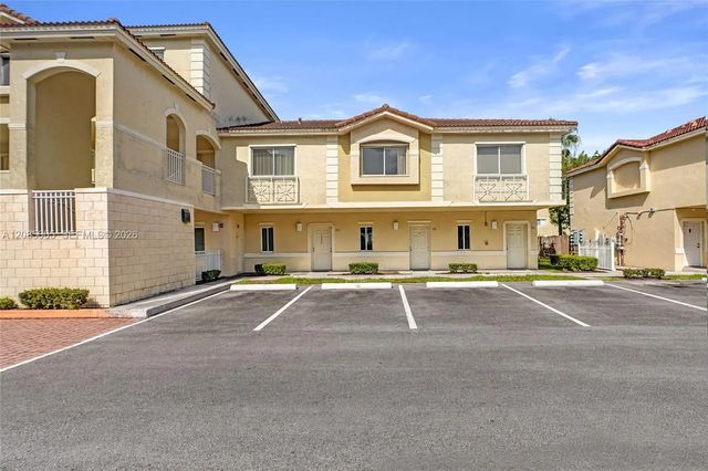 7985 Nw 8th Street #104a, Miami