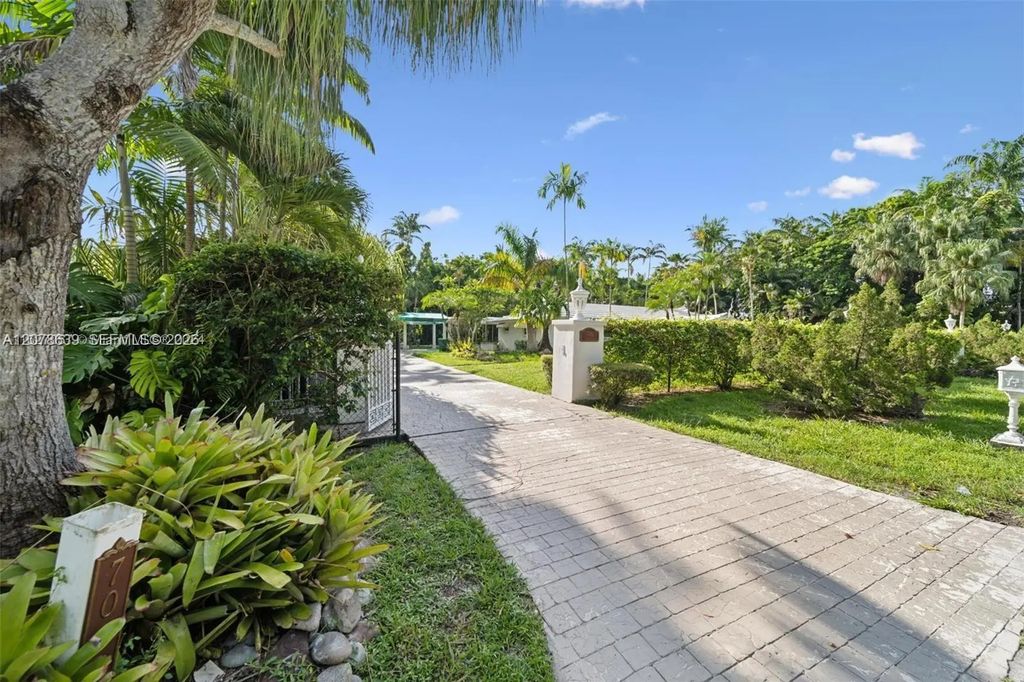 7080 Nw 82nd Terrace, Parkland