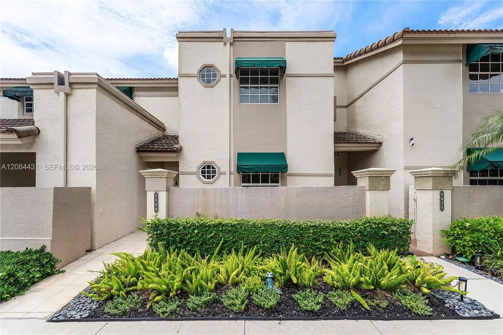 6649 Via Regina ##, Boca Raton