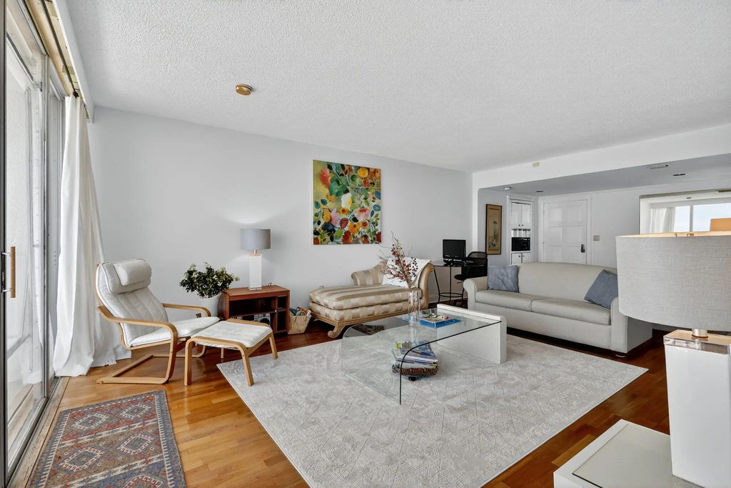 2780 S Ocean Boulevard #806, Palm Beach