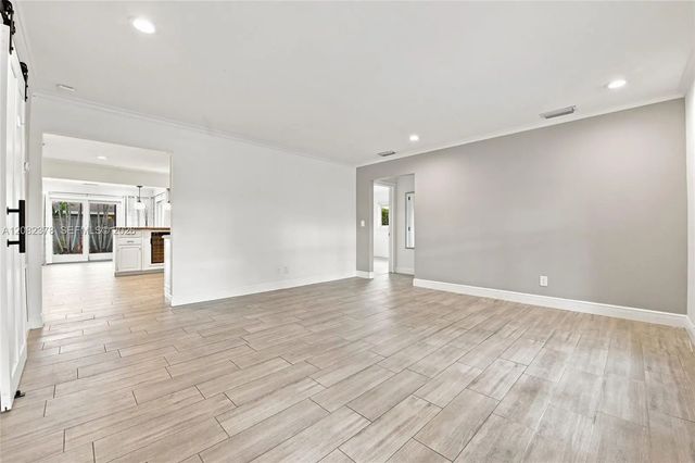4 of 62 - 4620 Ne 5th Avenue, Oakland Park, FL