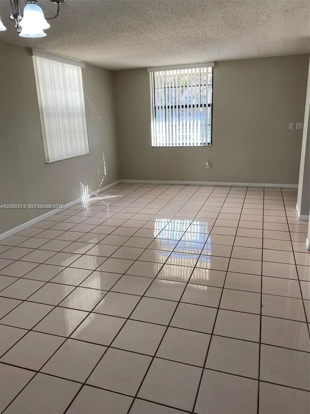 4 of 30 - 12241 Sw 16th Terrace #k105, Miami, FL