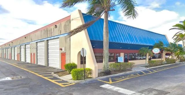 3 of 6 - 10190-10288 Nw 47th, Sunrise, FL
