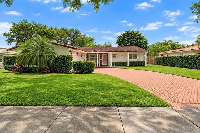 14961 Egan Lane, Miami Lakes