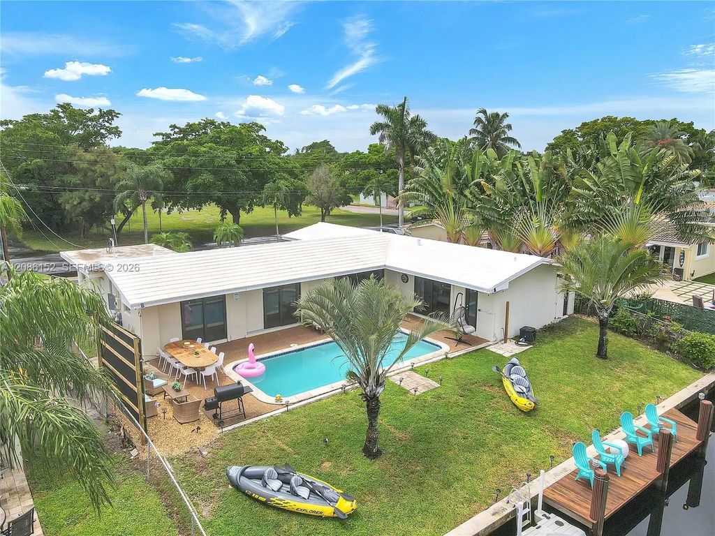 151 Se 9th Court, Pompano Beach