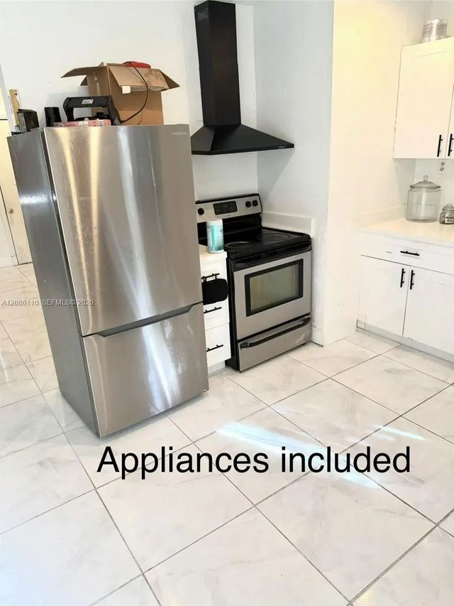 5 of 16 - 3350 Nw 171 Terrace, Miami Gardens, FL
