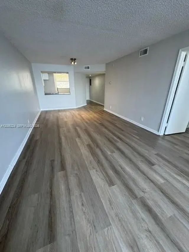 3 of 11 - 116 Lake Emerald Drive #202, Oakland Park, FL