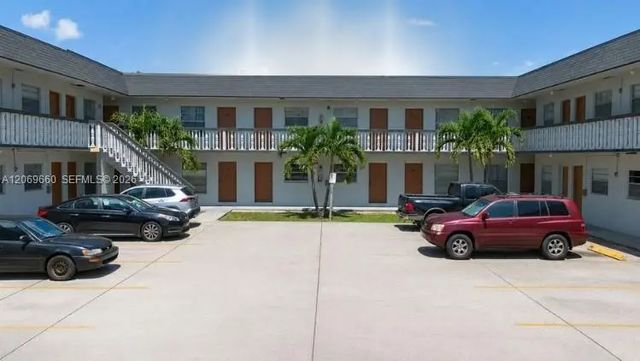5 of 7 - 18101 Nw 7th Avenue, Miami Gardens, FL