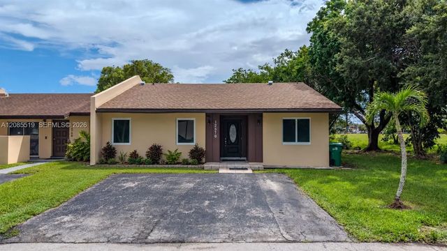 12570 Sw 117th Lane, Miami