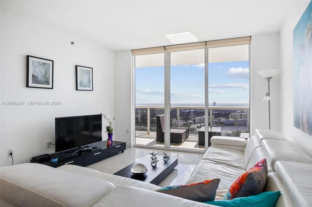 1800 S Ocean Drive #4006, Hallandale Beach