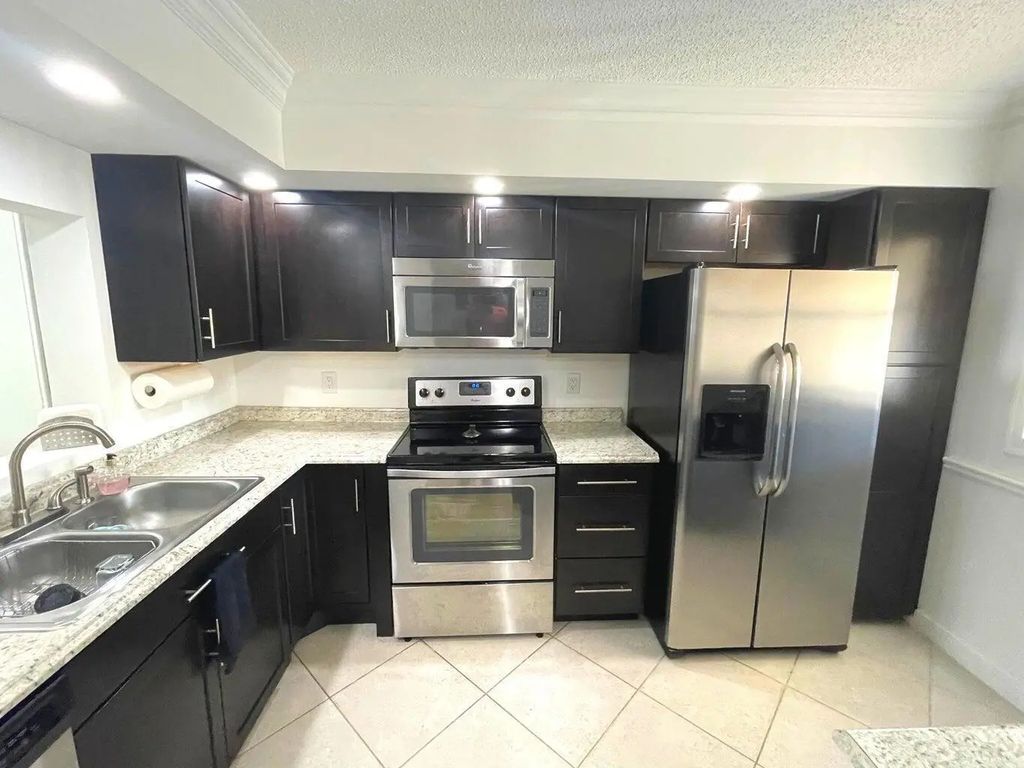 2805 Sw 22nd Avenue #2070, Delray Beach
