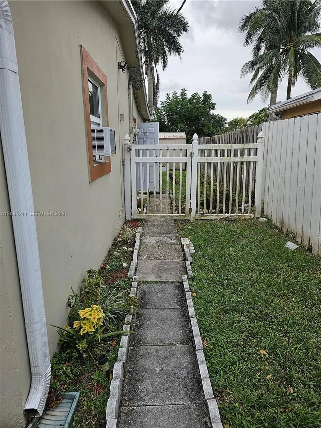 3500 Nw 39th Street, Lauderdale Lakes