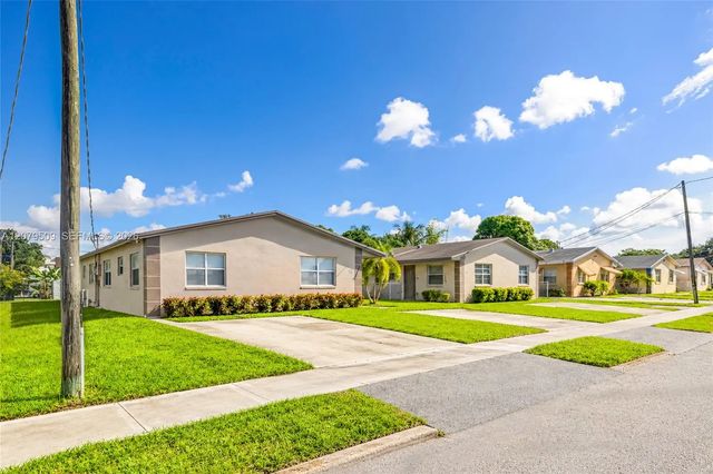 5 of 27 - 5921 Pierce Street #1-8, Hollywood, FL