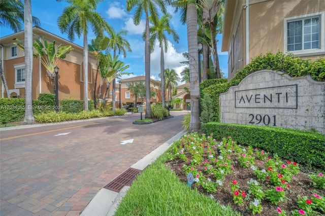 2 of 33 - 2931 Ne 185th Street #1101, Aventura, FL