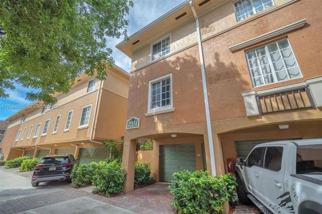 4 of 33 - 2931 Ne 185th Street #1101, Aventura, FL