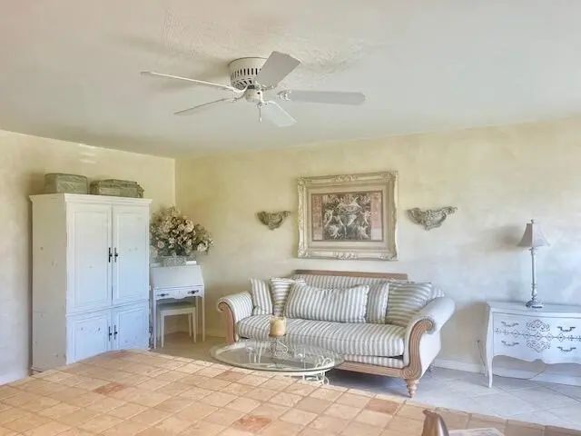 5 of 24 - 113 Lakes End Drive #apt C, Fort Pierce, FL