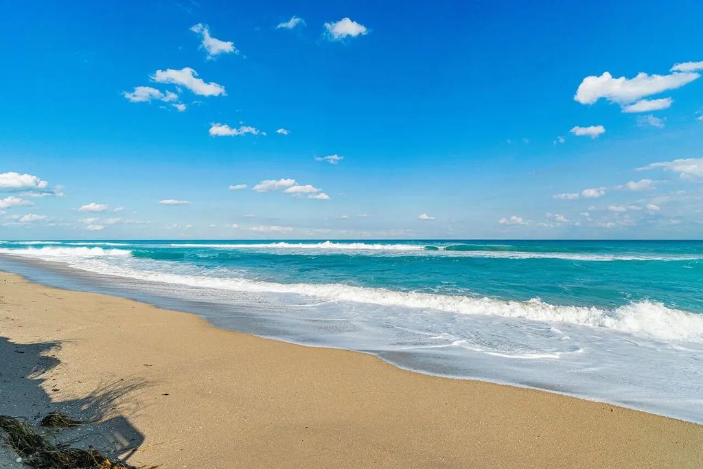 2100 S Ocean Boulevard #402, Palm Beach
