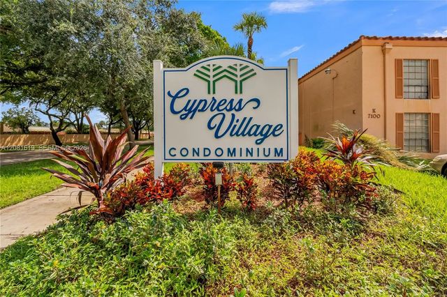 2 of 55 - 7110 Fairway Drive #l12, Miami Lakes, FL