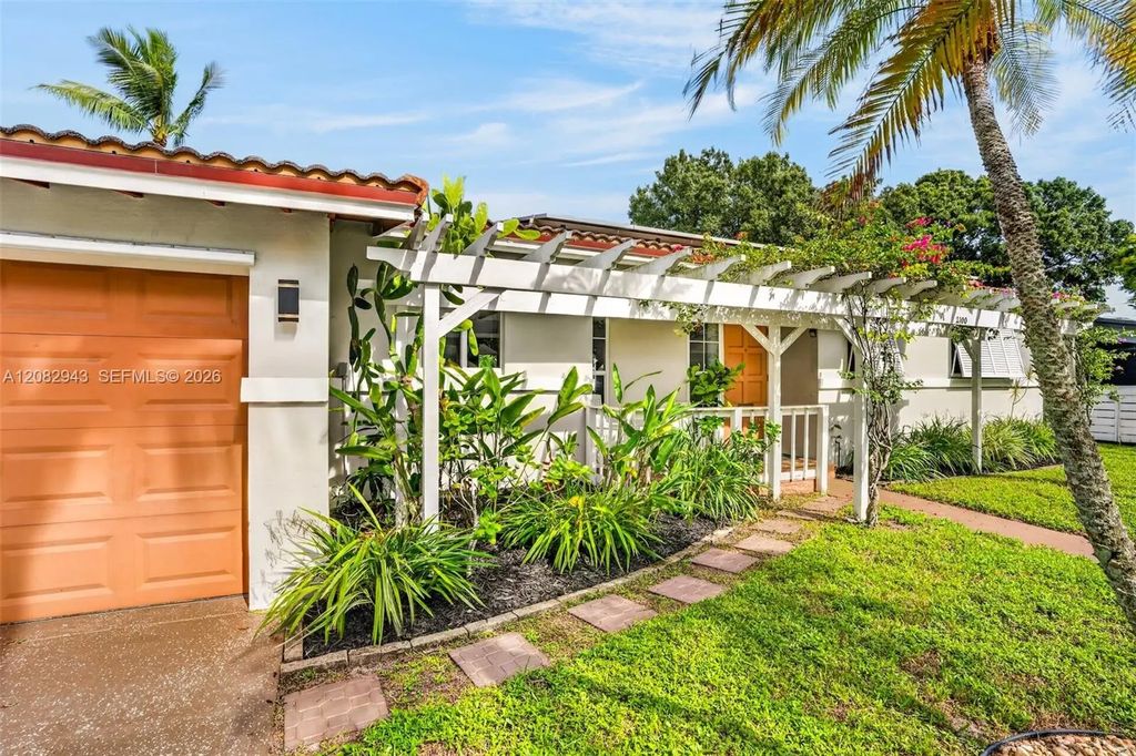 2100 Sw 23rd Terrace, Fort Lauderdale