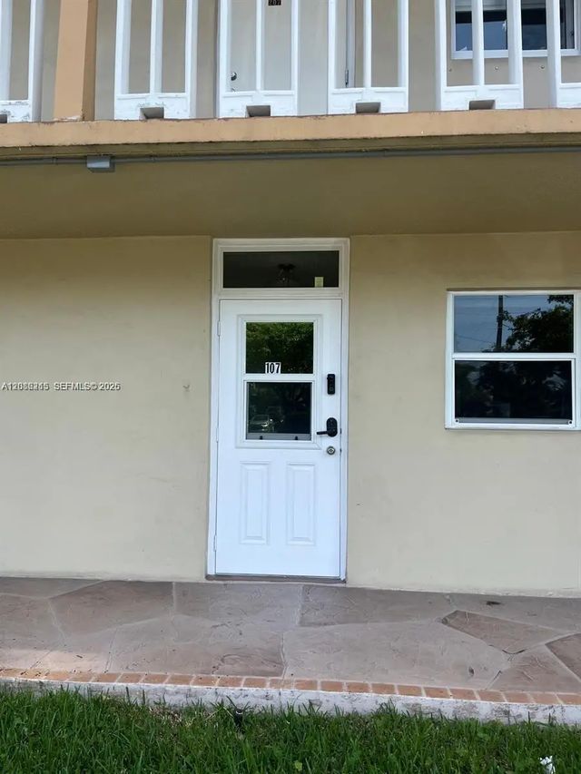 620 Ne 12th Avenue #107, Hallandale Beach