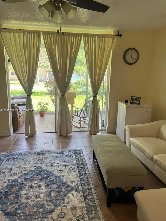 4 of 15 - 620 Ne 12th Avenue #107, Hallandale Beach, FL