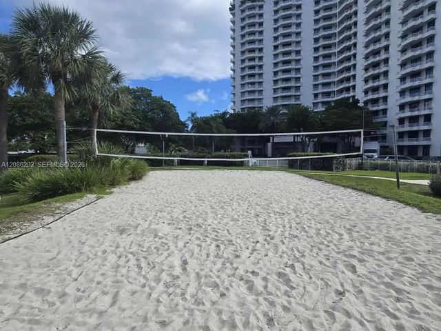 4 of 27 - 3300 Ne 191st Street #1202, Aventura, FL