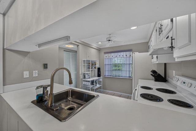 3 of 58 - 1205 Bahama Bend #f1, Coconut Creek, FL