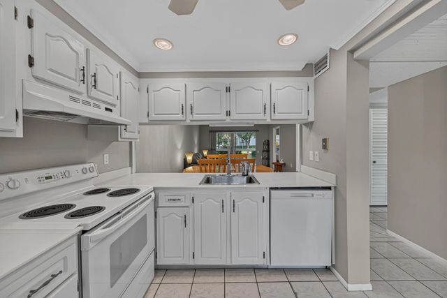4 of 58 - 1205 Bahama Bend #f1, Coconut Creek, FL