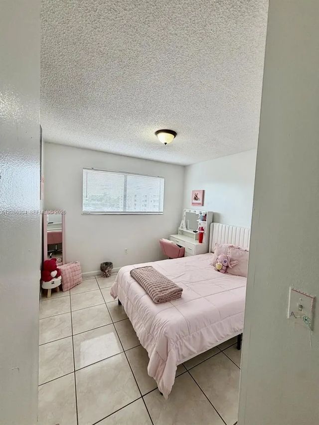 4 of 16 - 8095 Nw 8th Street #402, Miami, FL