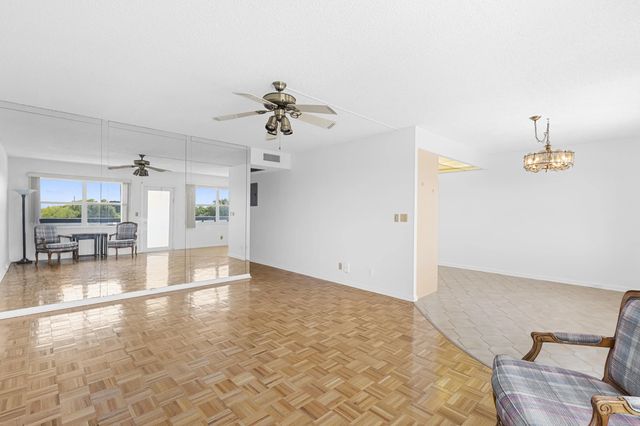 4 of 66 - 4062 Oakridge F #4062, Deerfield Beach, FL