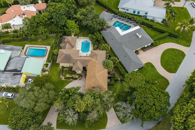 2 of 25 - 17257 Se Galway Court, Tequesta, FL