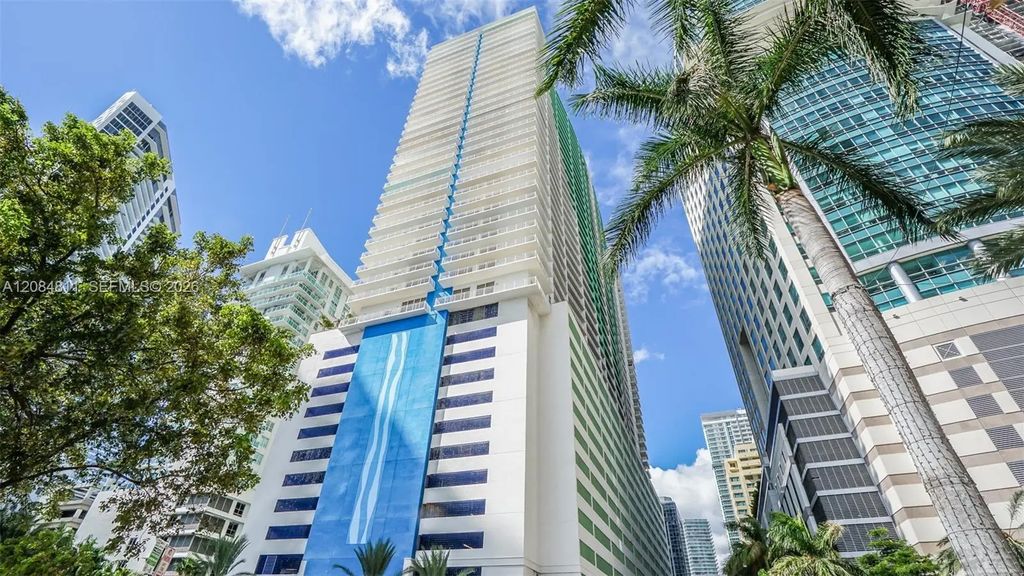 1200 Brickell Bay Drive #3620, Miami