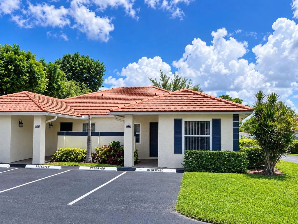 9979 Three Lakes Circle, Boca Raton
