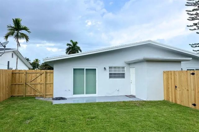 4 of 34 - 838 Sw 14th Street, Fort Lauderdale, FL