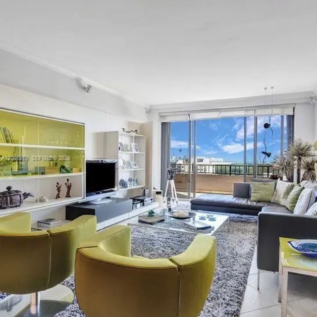 2 of 30 - 151 Crandon Boulevard #1130, Key Biscayne, FL