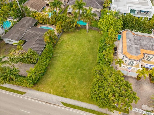 3 of 10 - 1361 96 Street, Bay Harbor Islands, FL