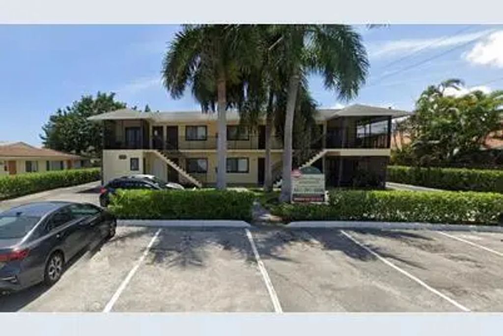 520 Ne 45th Street #2, Boca Raton