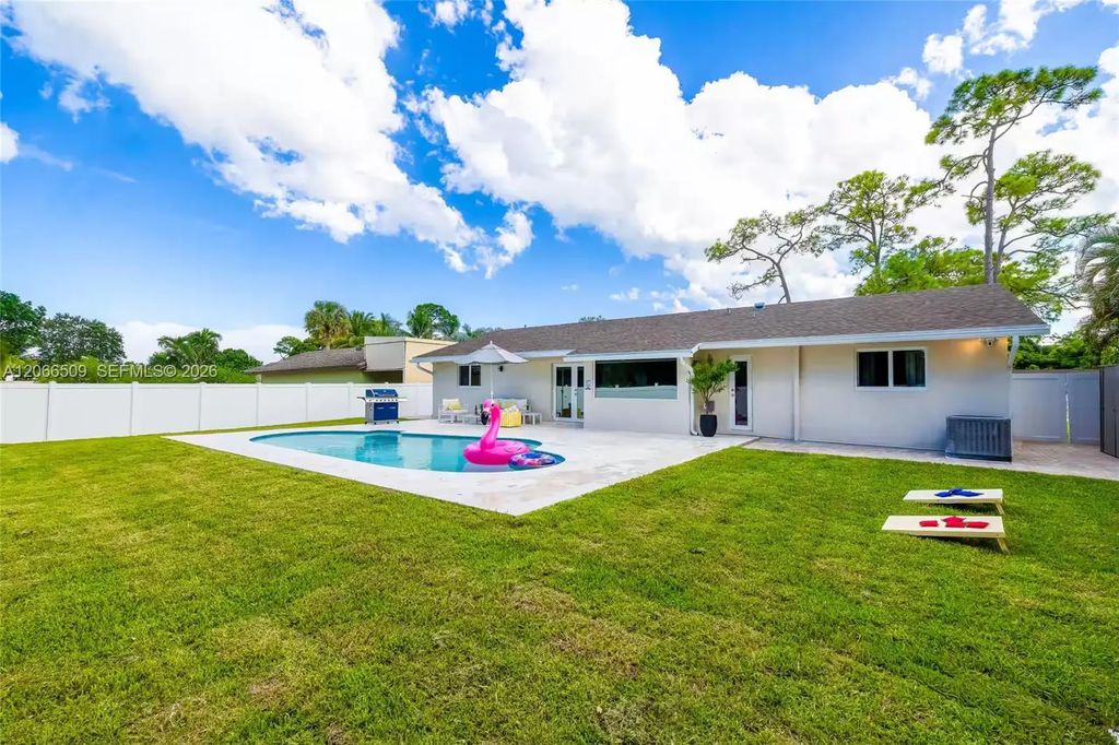 4899 Canal Drive, Lake Worth