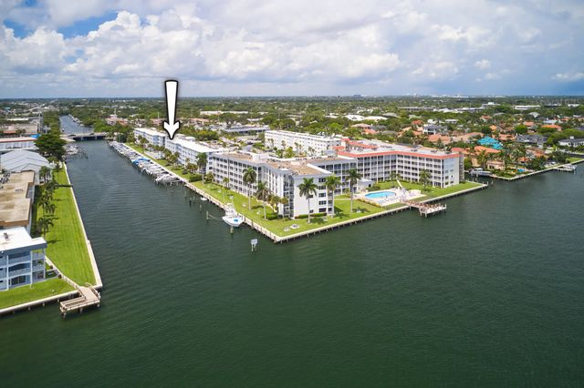 104 Paradise Harbour Boulevard #402, North Palm Beach
