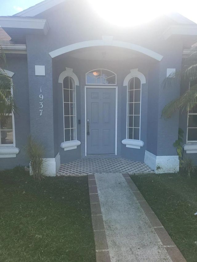 2 of 27 - 1937 Sw Beard Street, Port St. Lucie, FL