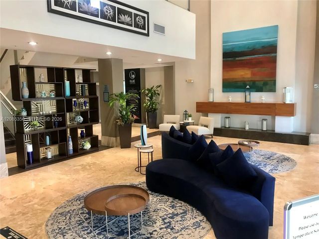2 of 11 - 5300 Nw 87th Avenue #810, Doral, FL