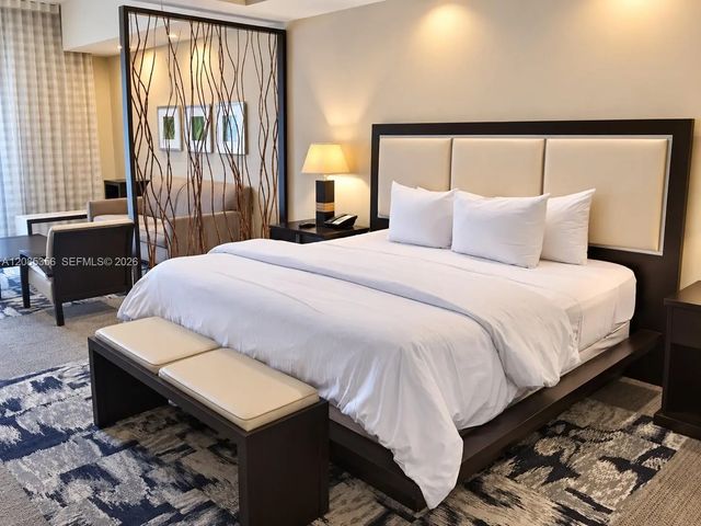 5 of 11 - 5300 Nw 87th Avenue #810, Doral, FL