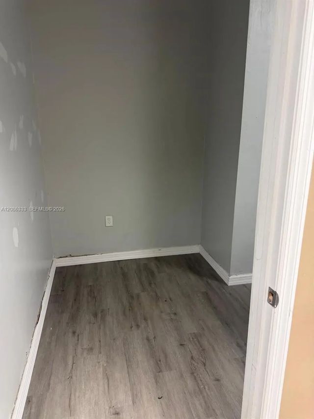 4 of 7 - 3401 N State Road 7 #b-13, Lauderdale Lakes, FL
