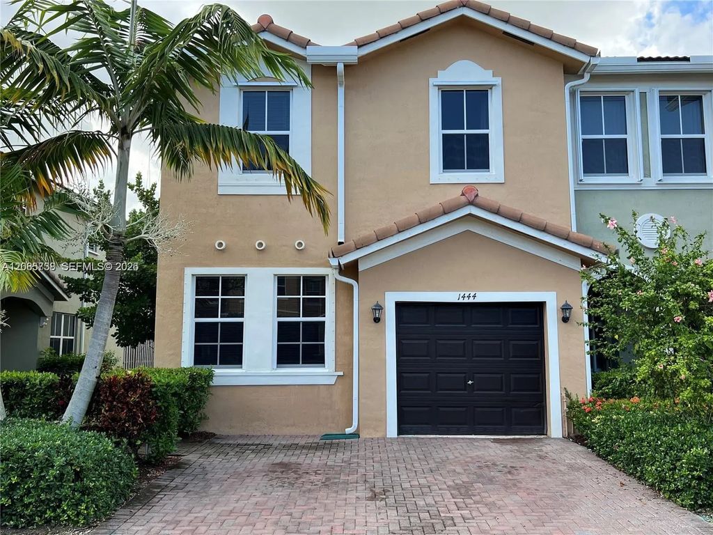 1444 Se 24th Terrace, Homestead