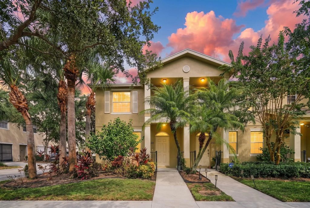 2124 Se Grand Drive, Port St. Lucie