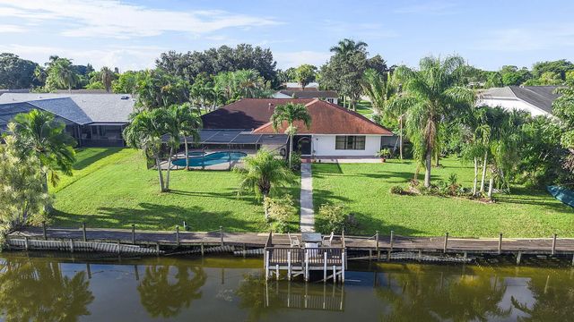 154 Santa Monica Avenue, Royal Palm Beach