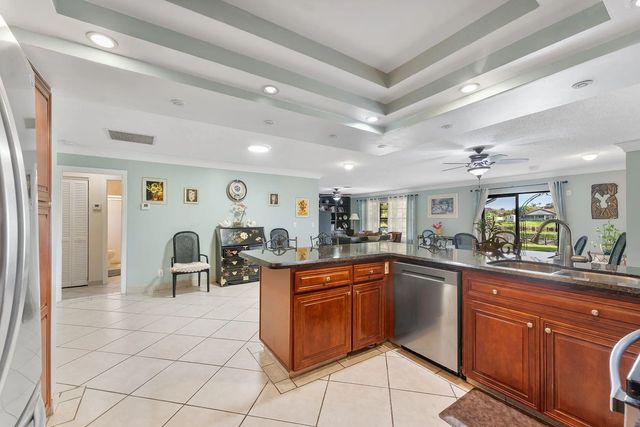 5 of 54 - 154 Santa Monica Avenue, Royal Palm Beach, FL